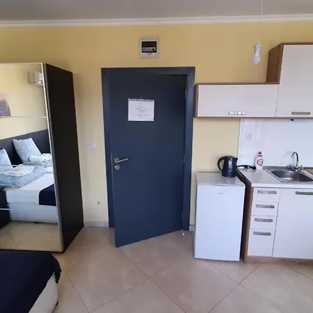 Boomerang Residence Apartman Napospart